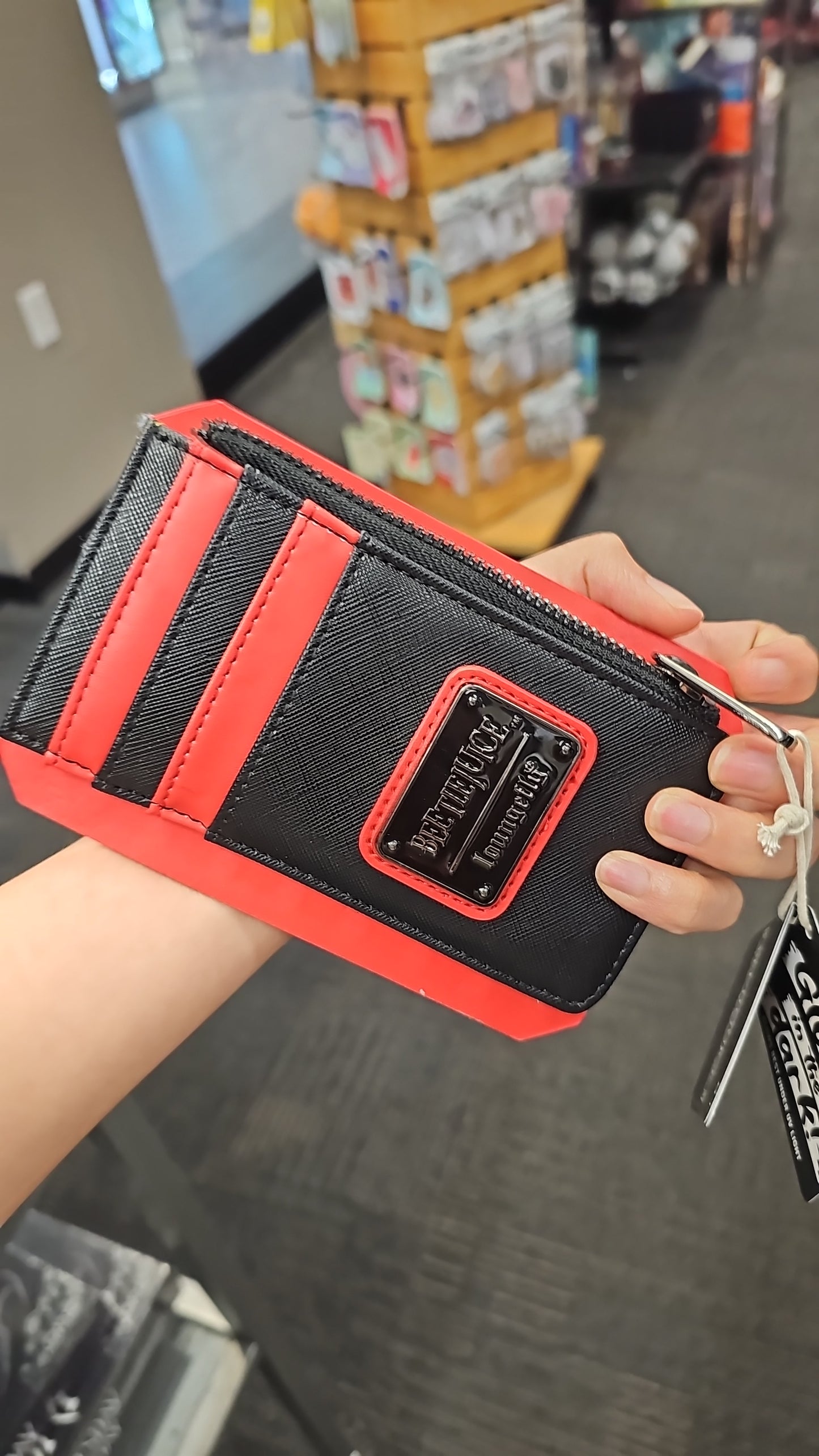 Loungefly Beetlejuice Cartera