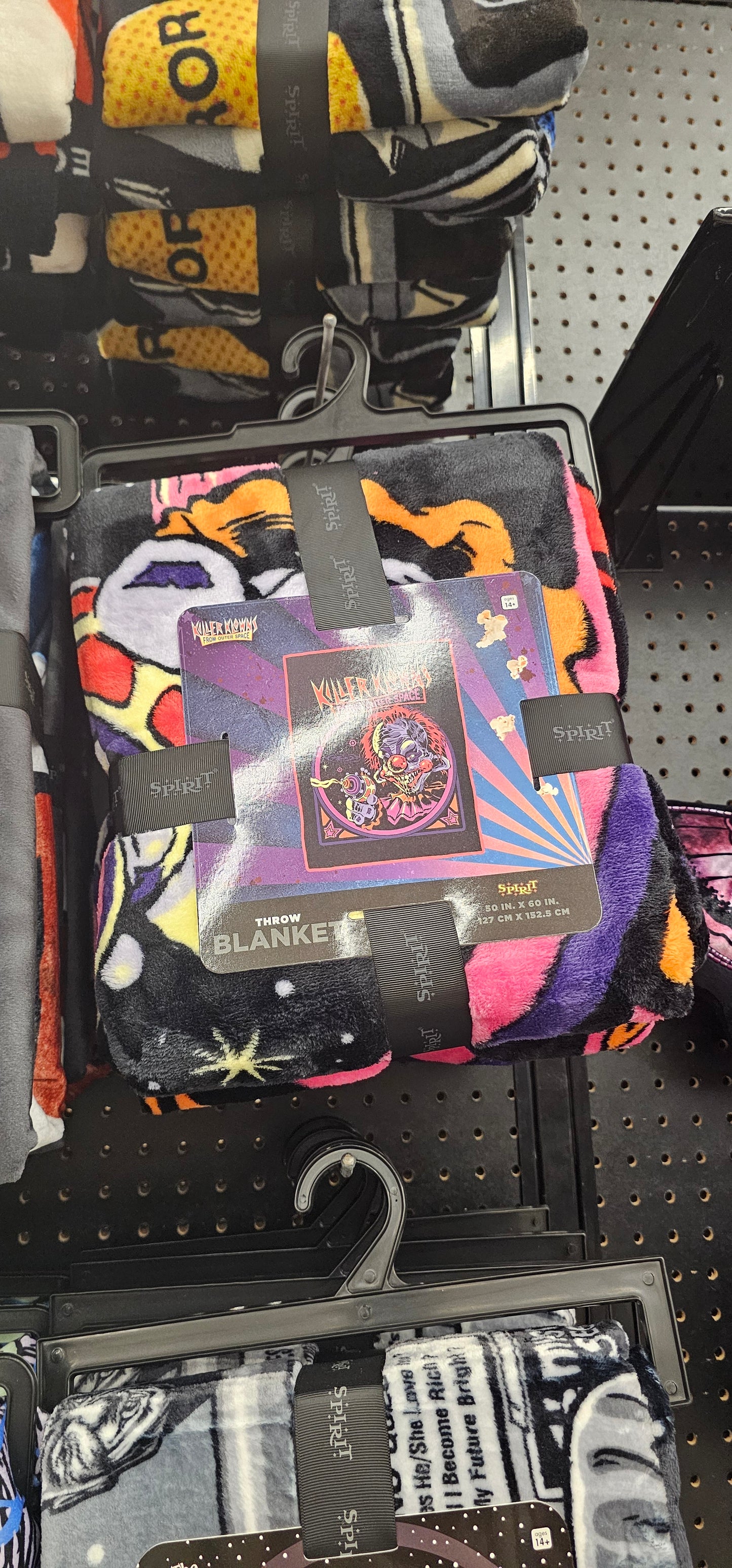 Apartado de frazada y tazas terrifier y killer klowns