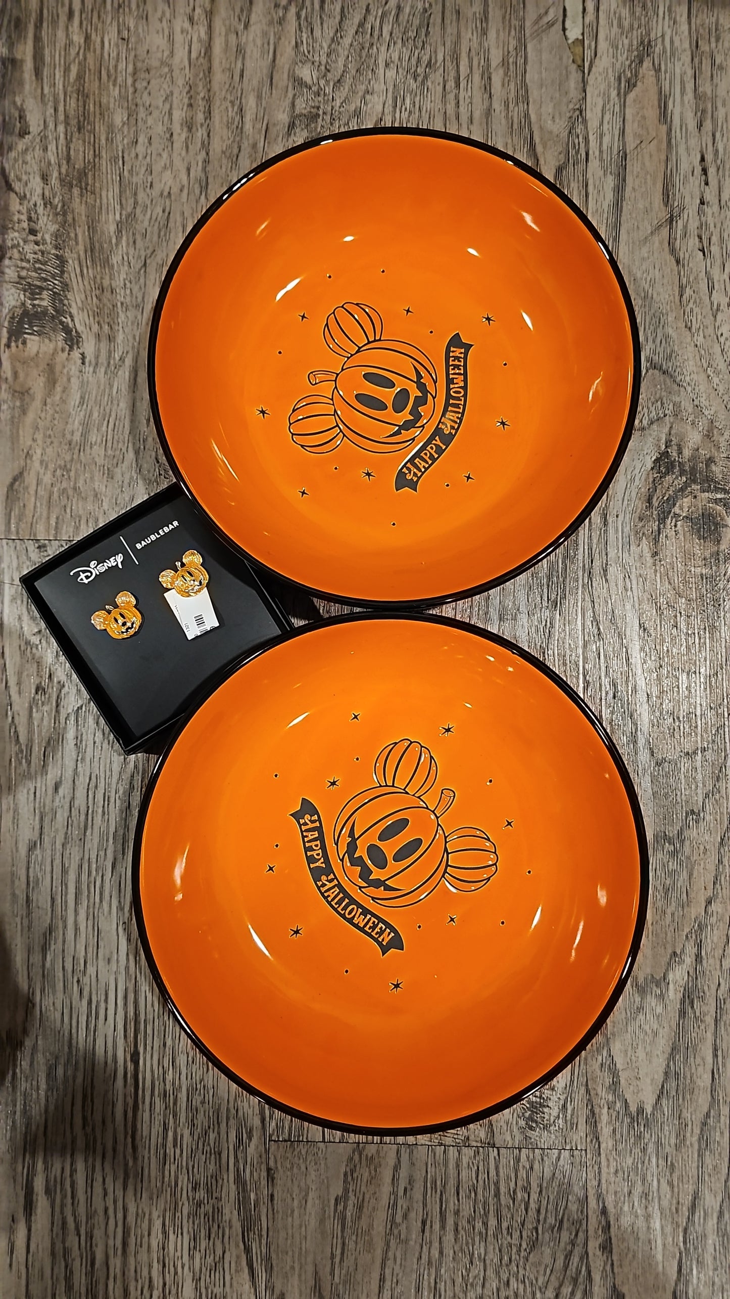 Platos Mickey Calabaza y aretes Mickey- apartado