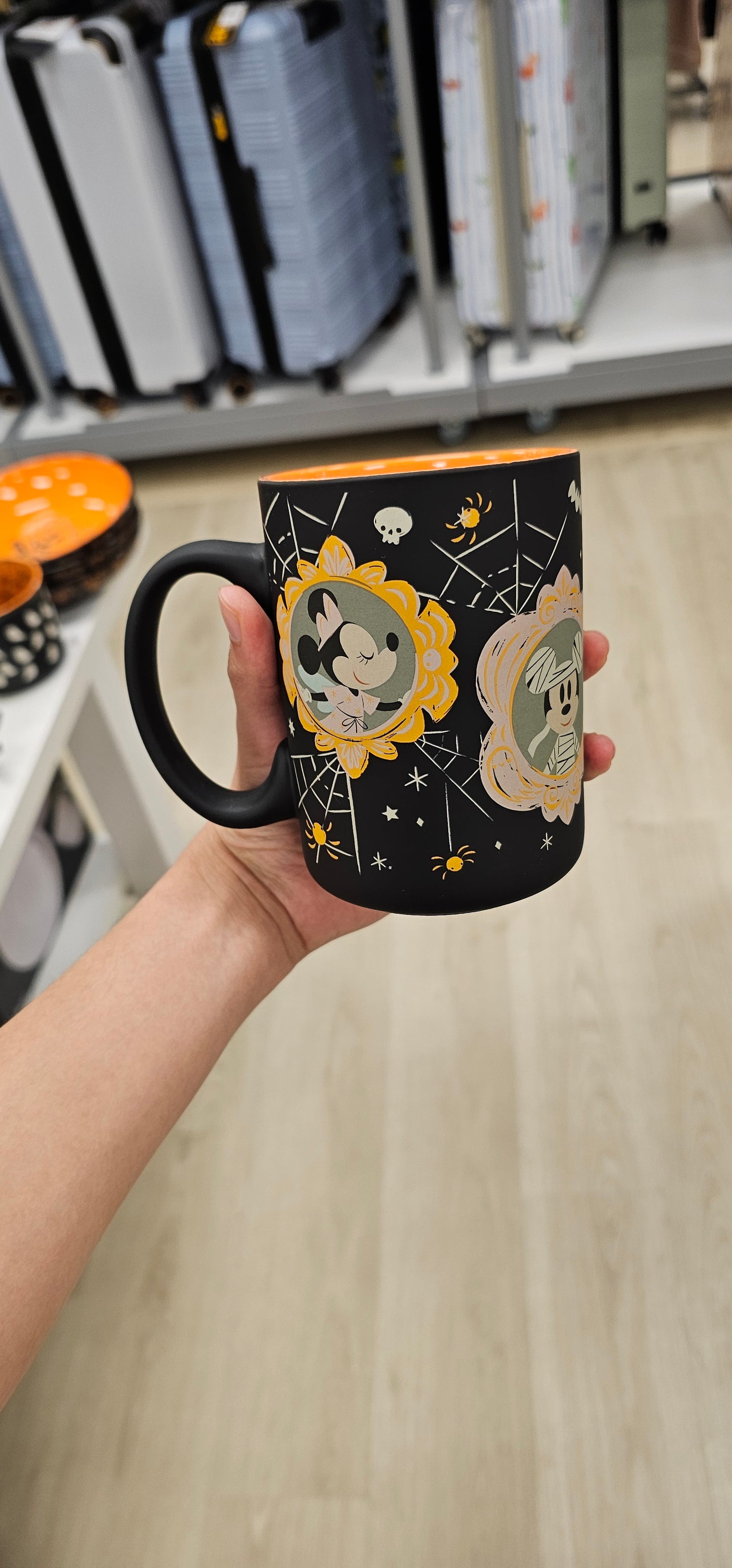 Taza Disney Halloween- apartado