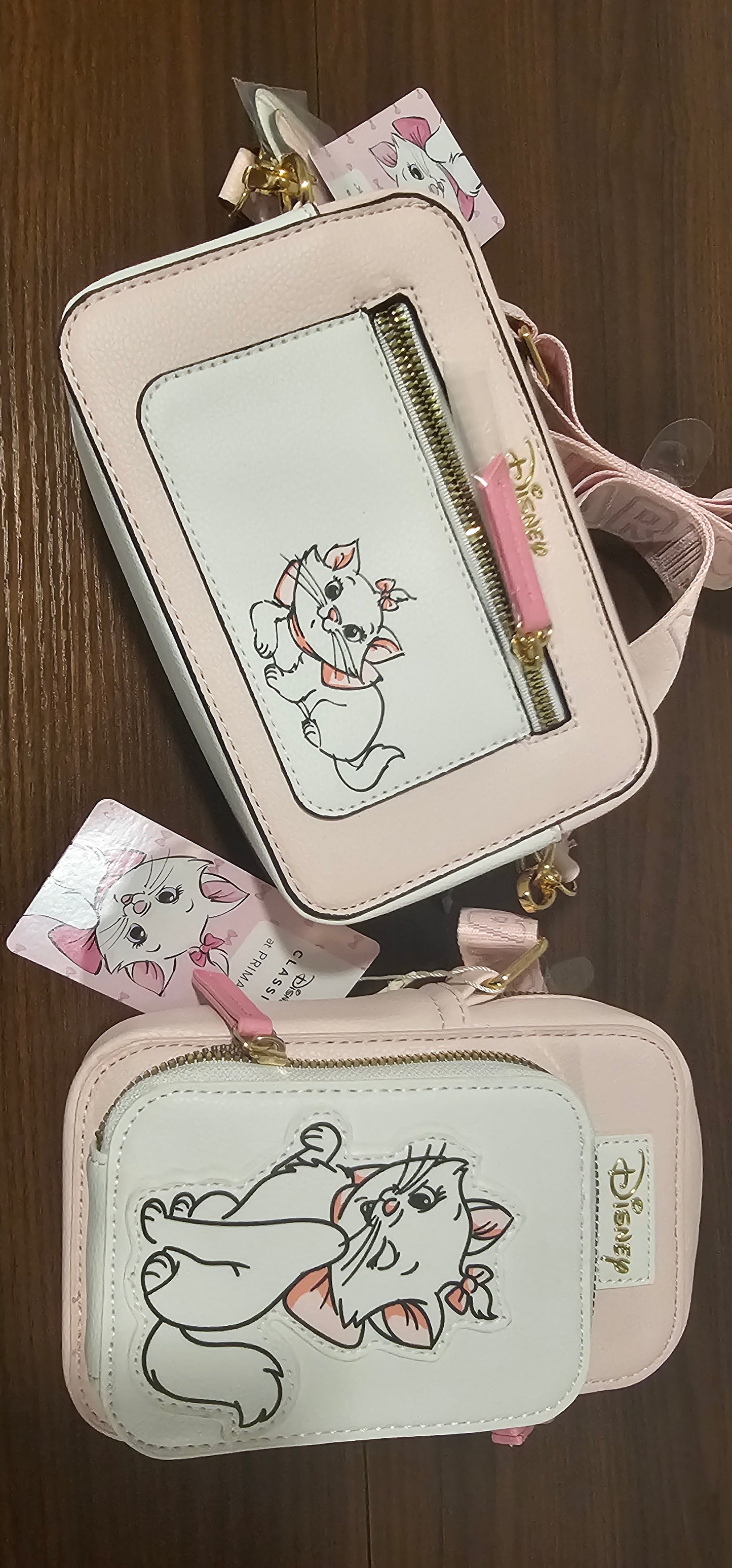 Bolsas Marie apartado y bolsa Betsey liquidación