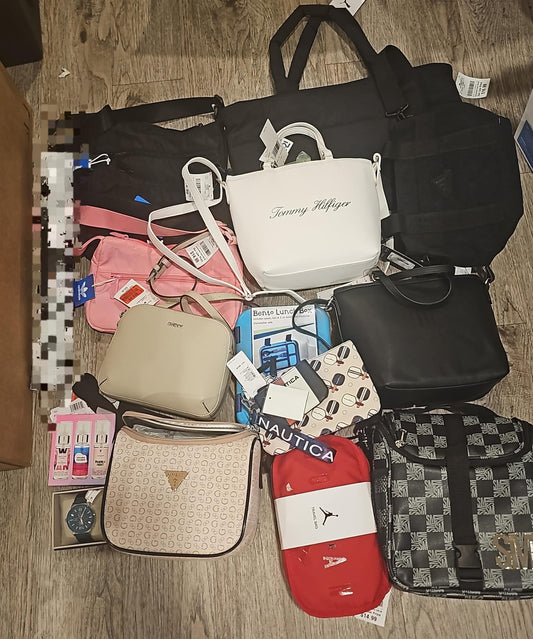 0821 Karen Jair + envio