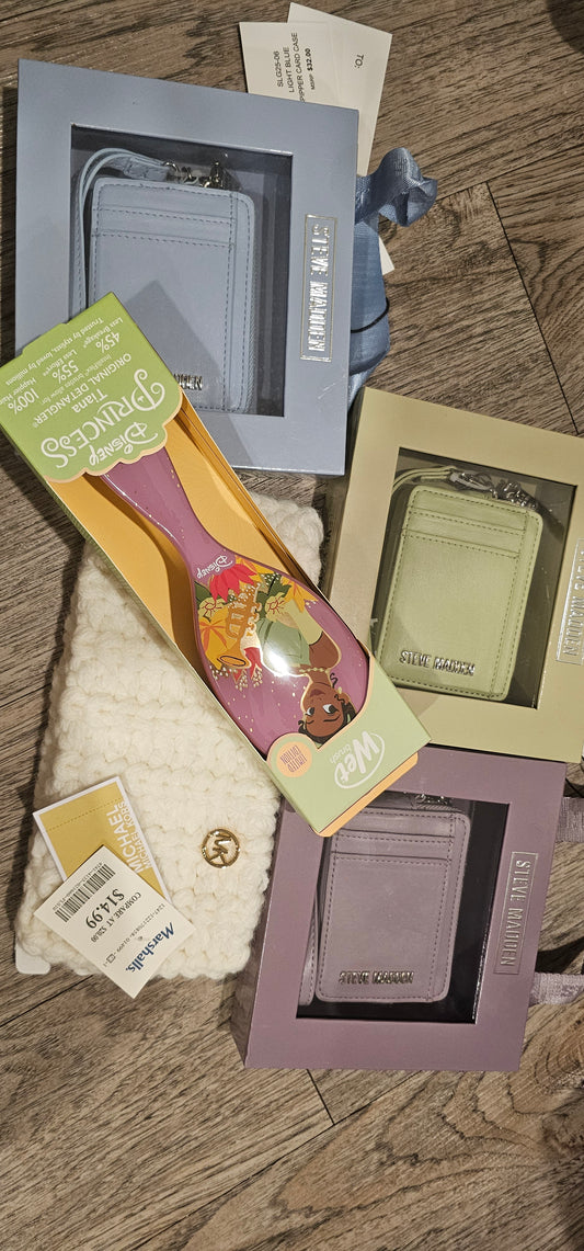 1120 Adriana + envio