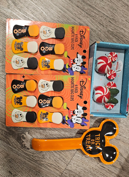 Clips de Halloween, Saleros Navidad Y porta cucharas Mickey - liquidación