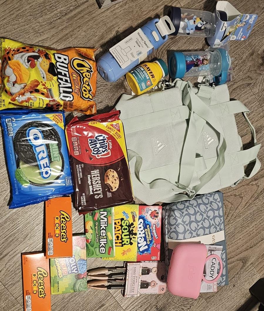 0912 Karen Jair + envio