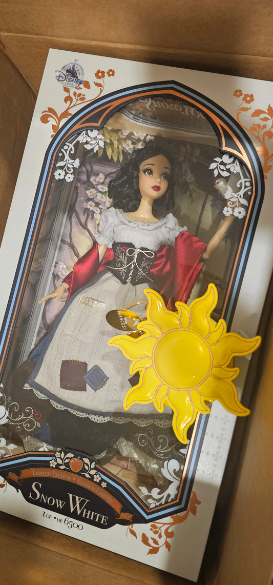 Muñeca blanca nieves