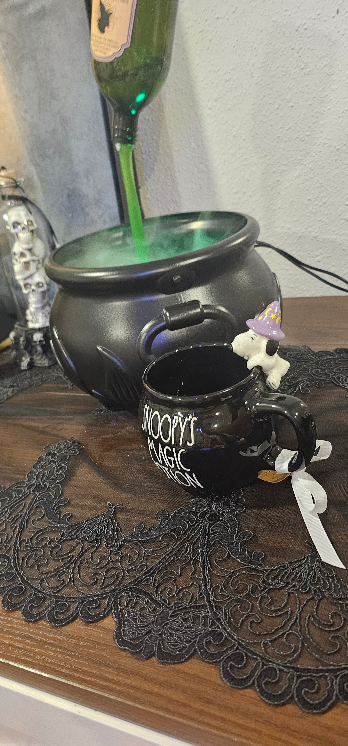 Caldero mist y taza snoopy