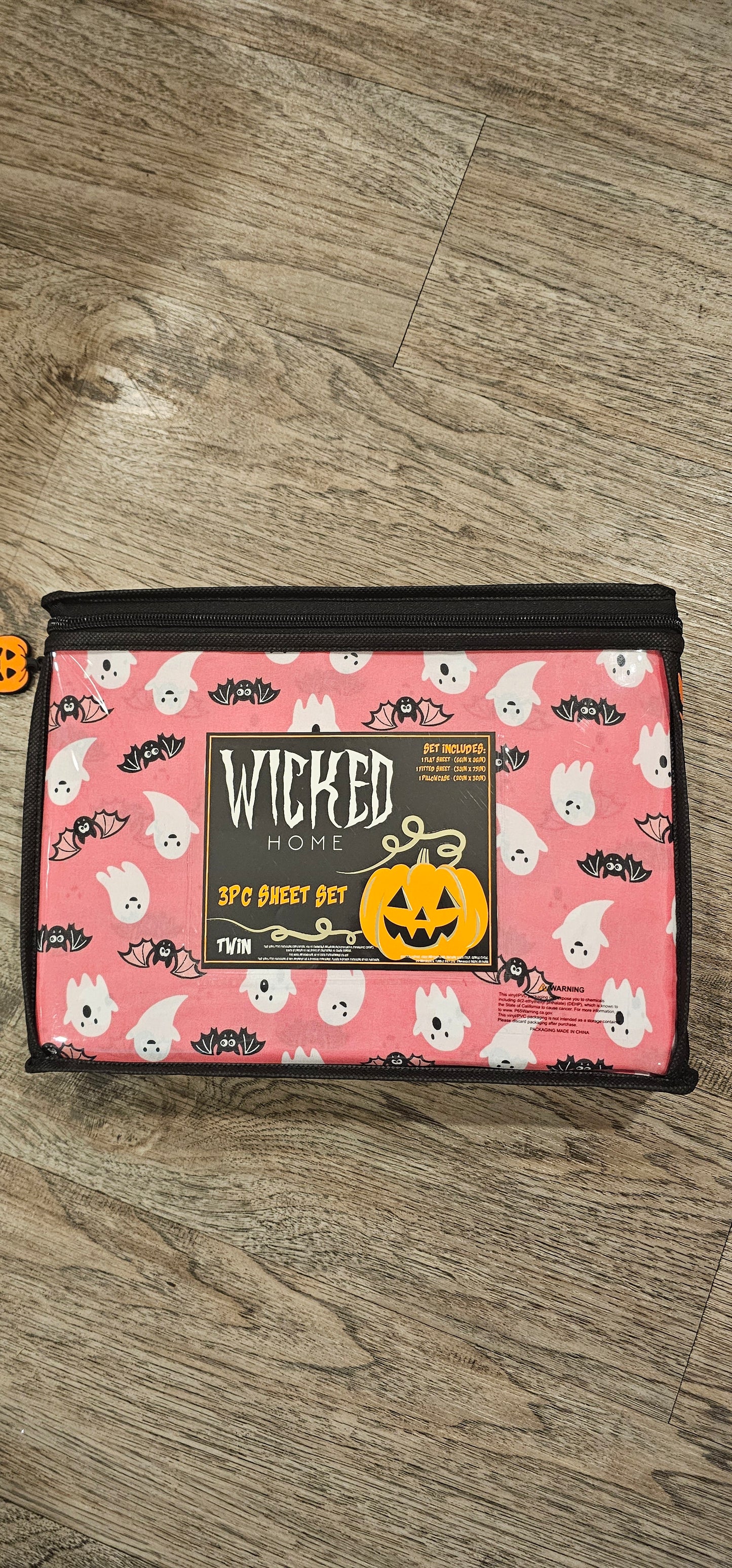 Sabanas de Halloween y Case de Winnie Pooh