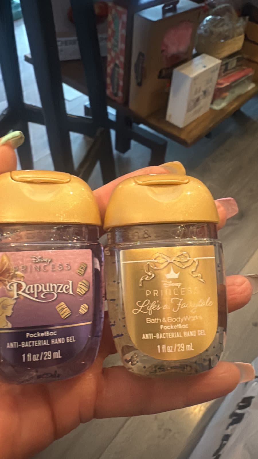 Porta velas Aurora y Porta gel Rapunzel